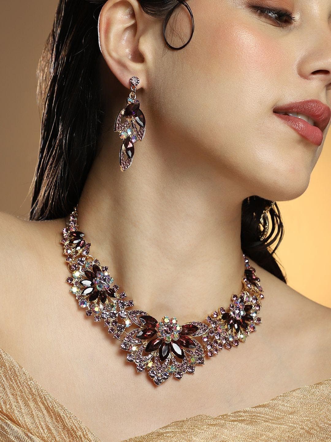 SOHI Gold Plated Necklace Earrings Artificial Stones Studded Jewellery Set