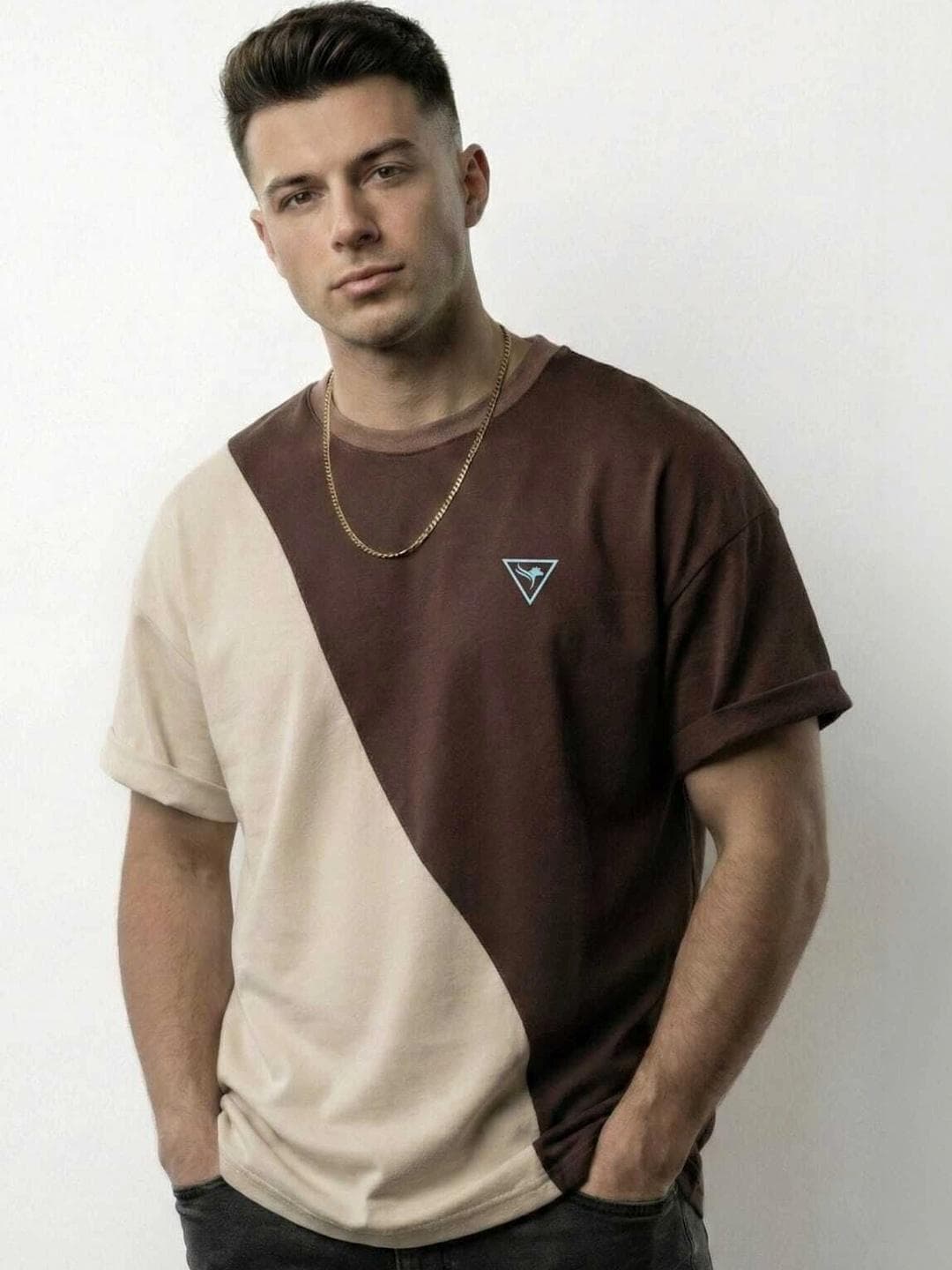 Jercy Brand Men Brand Logo Colourblocked T Shirt
