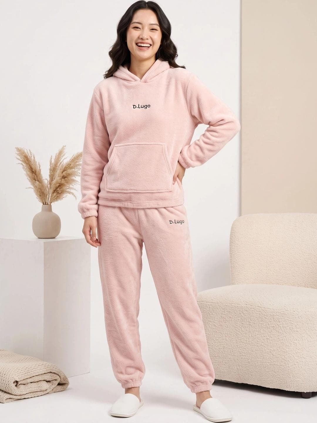 Lugo Women Pink Ultra Soft Fleece Hoodie Top & Pyjama Nightsuit Set