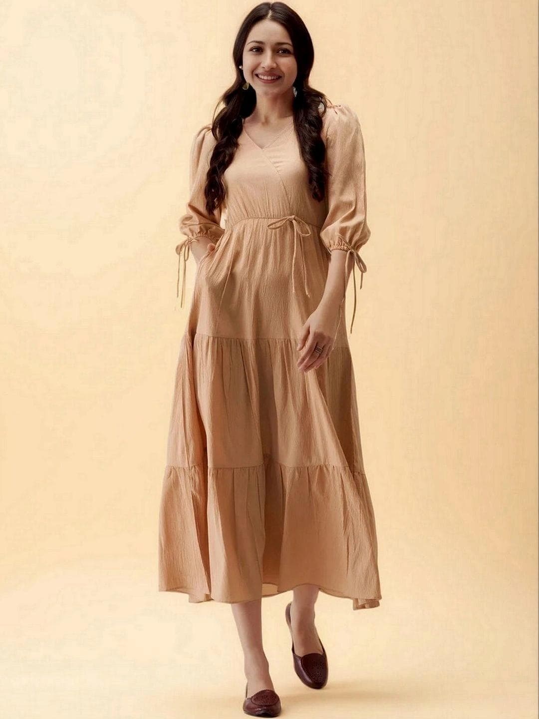 DressBerry Crepe A-Line Midi Dress