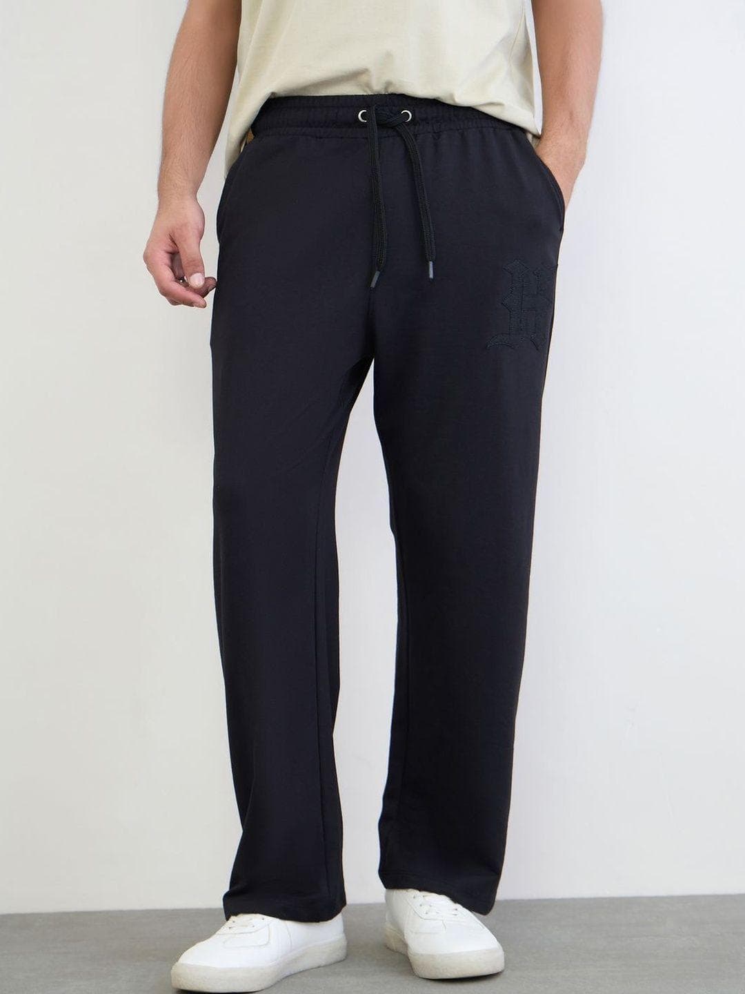 Styli Men Oversized Fit Applique Embroidered Joggers