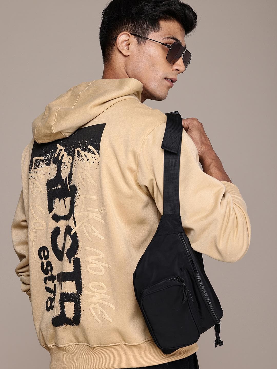 The Roadster Life Co. Brand Logo Printed Relaxed Fit Hooded Pullover Sweatshirt