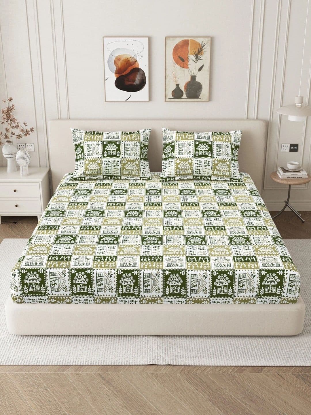 Homeful Style Green & White 160 TC King Bedsheet With 2 Pillow Covers
